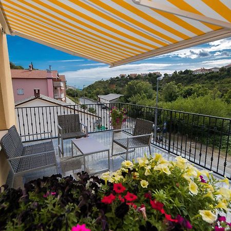 Rimac Apartment And Rooms Novi Vinodolski Luaran gambar