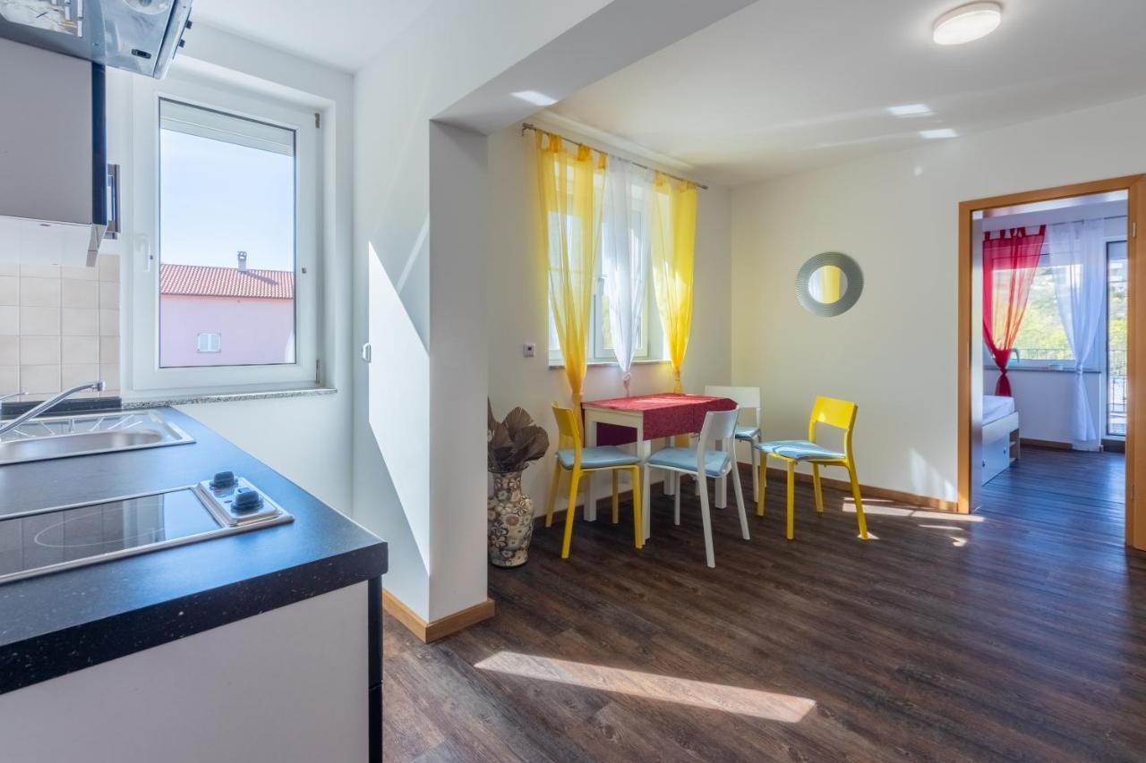 Rimac Apartment And Rooms Novi Vinodolski Luaran gambar