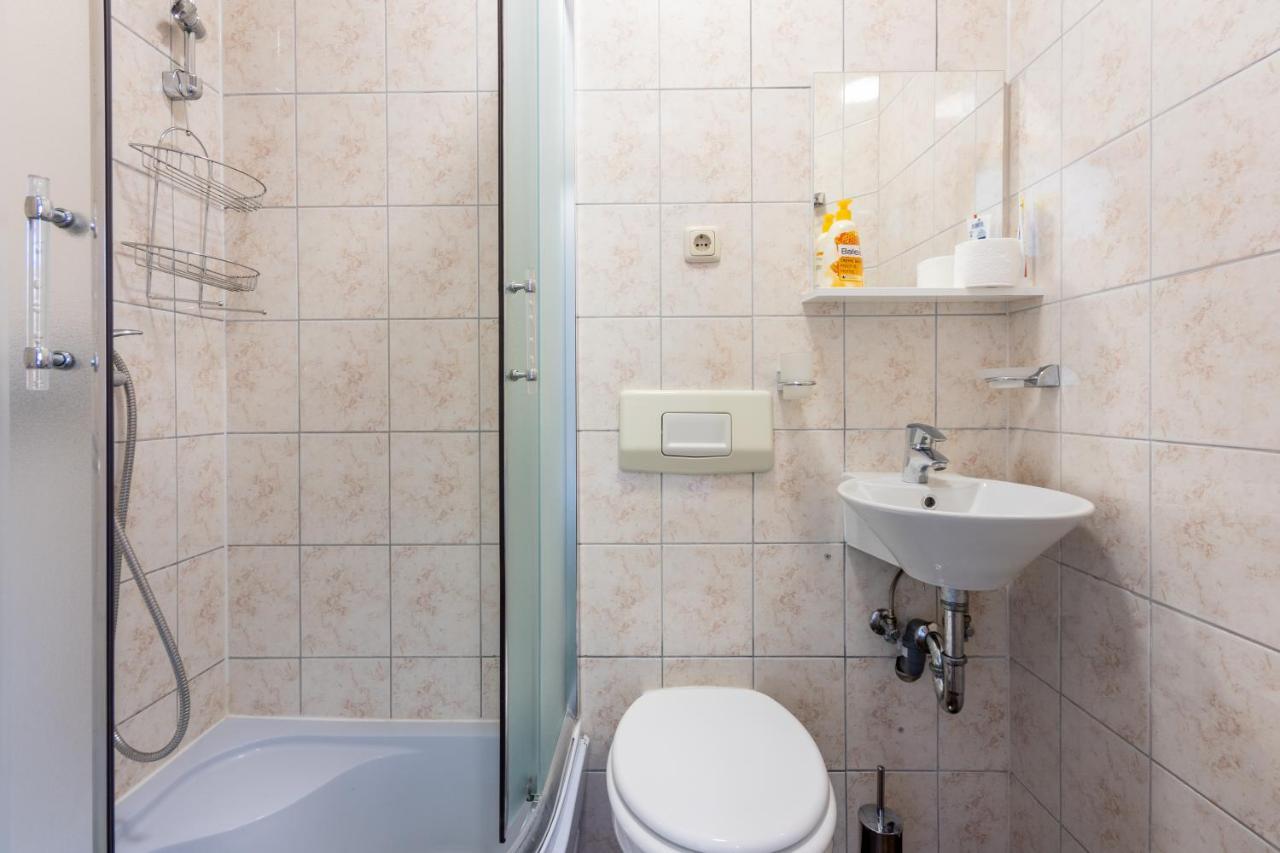 Rimac Apartment And Rooms Novi Vinodolski Luaran gambar