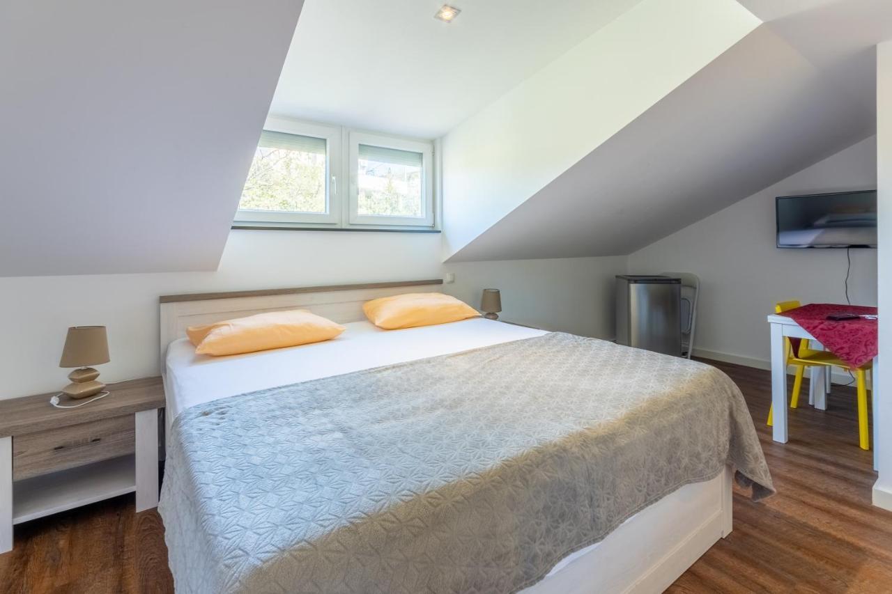Rimac Apartment And Rooms Novi Vinodolski Luaran gambar